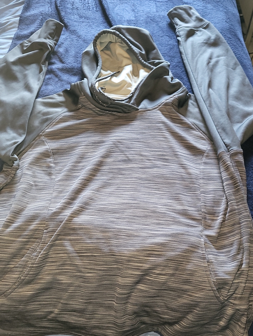 bcg Men's Gray Striped Hooded Pullover
